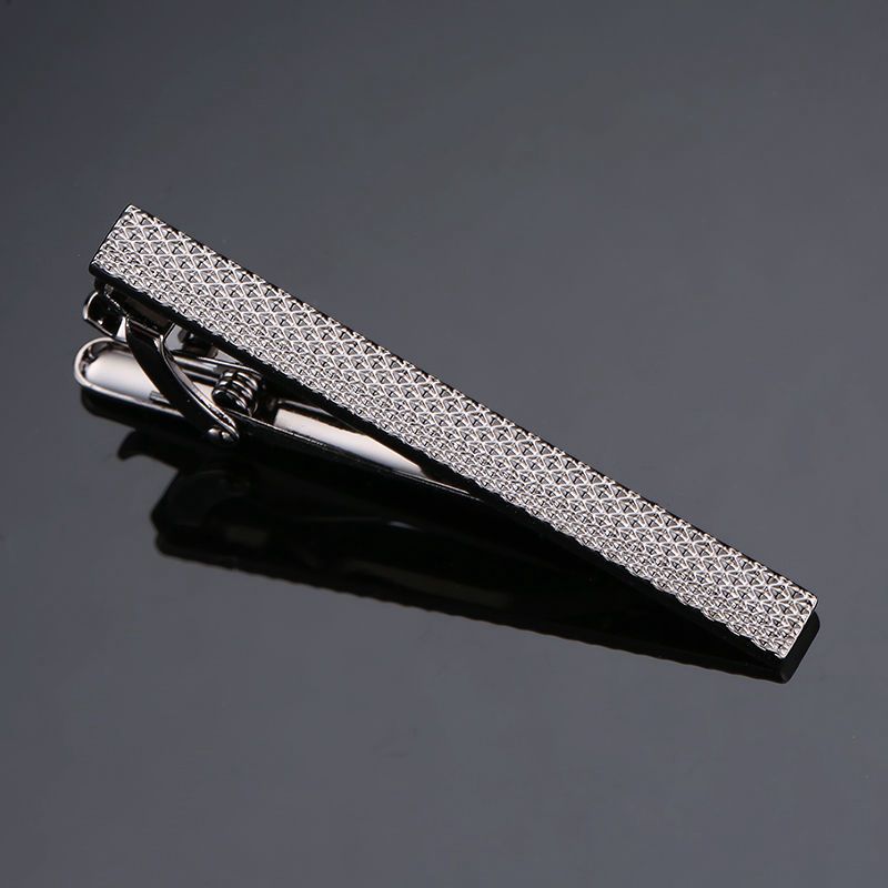 Textured Diamond-Cut Silver Tie Clip